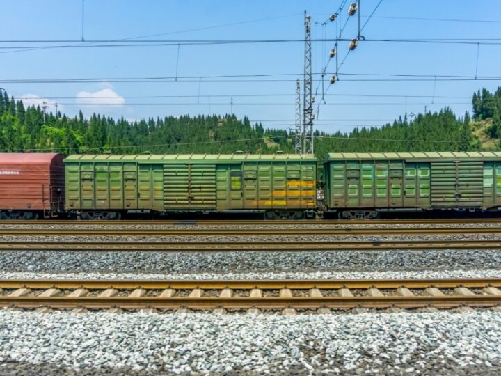 Rozważania nad kwestią budowy nowej linii kolejowej podczas zbliżającego się spotkania Sejmiku Województwa Wielkopolskiego w Koninie