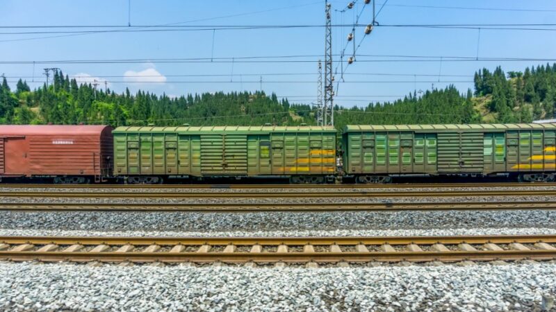 Rozważania nad kwestią budowy nowej linii kolejowej podczas zbliżającego się spotkania Sejmiku Województwa Wielkopolskiego w Koninie