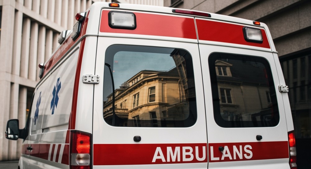 Heroiczna akcja ratunkowa na torach: Policjanci uratowali mężczyznę przed nadjeżdżającym pociągiem