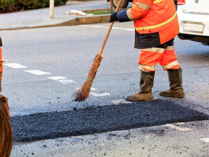 Nowy parking w Gosławicach: komfort i porządek przy miejskim kąpielisku!