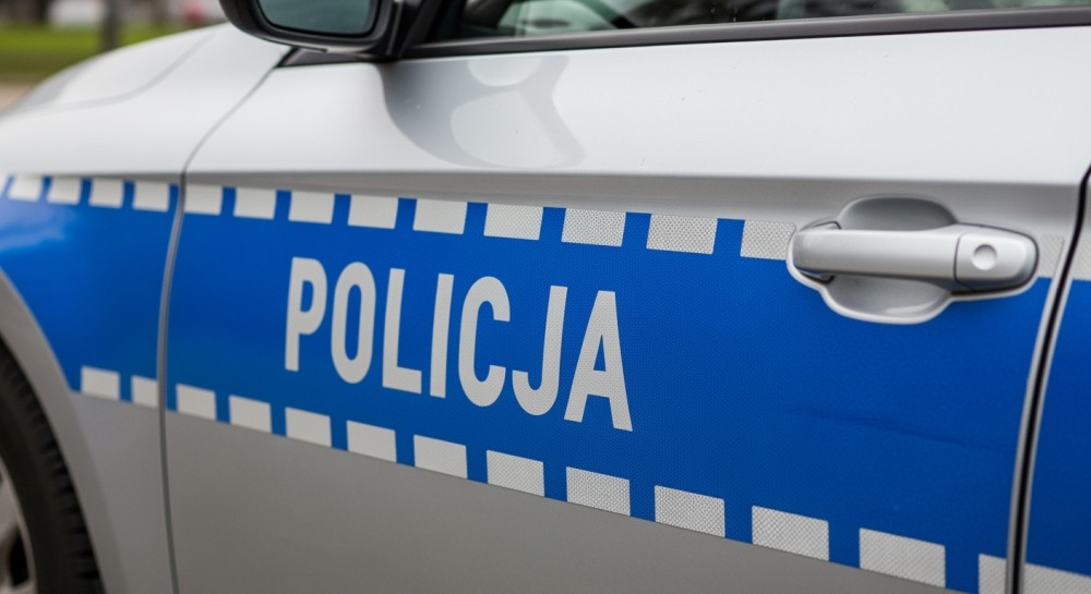 Policja w Koninie poszukuje oszusta, który okradał seniorów obiecując pomoc