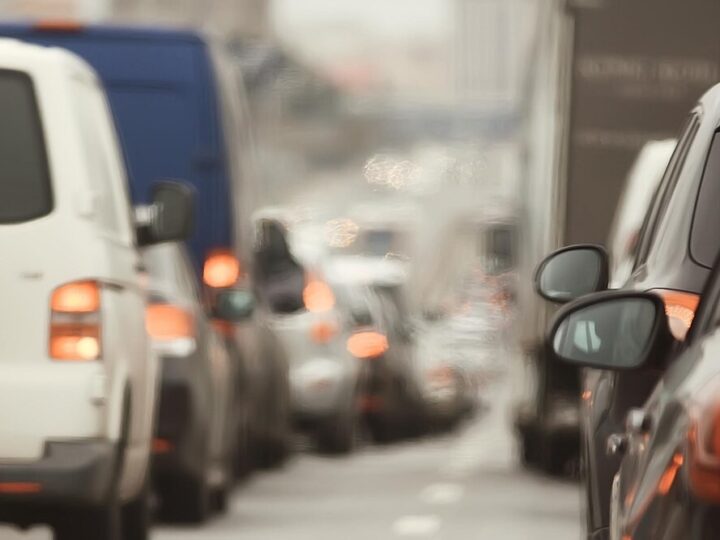 Remont mostu w Koninie: Korki na Trasie Warszawskiej już wkrótce!
