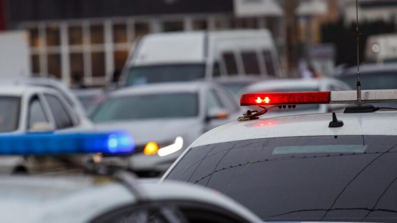 Wielkopolska w szoku: Mieszkańcy słyszą potężne wybuchy, policja wyjaśnia sytuację