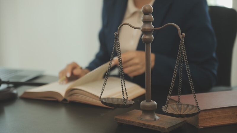 15-latek na hulajnodze elektrycznej zderzył się z samochodem – sprawa w sądzie rodzinnym