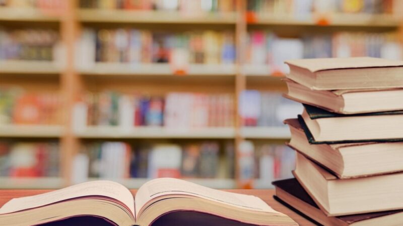 Jesienny tydzień pełen inspiracji w bibliotece – odkryj, co dla Ciebie przygotowaliśmy!