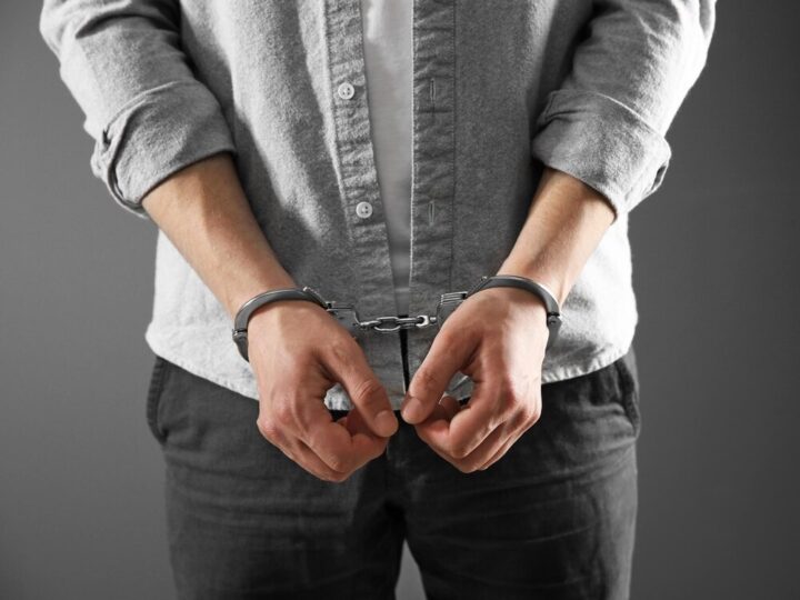 Syn znęcał się nad ojcem – interwencja policji w Koninie