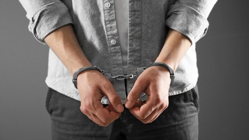 Syn znęcał się nad ojcem – interwencja policji w Koninie