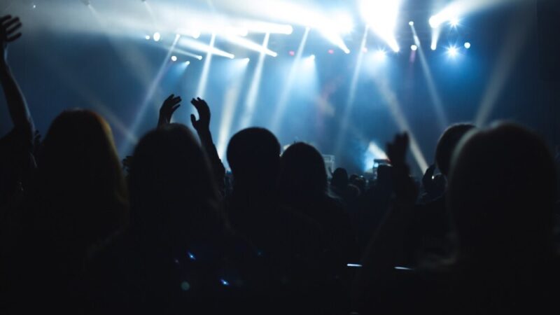 Konin śpiewa z Skaldami: muzyczna podróż przez pokolenia