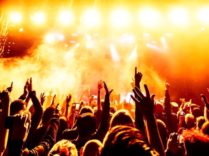 Melodie z przeszłości: koncert Marcina Walczaka w Wierzbinku