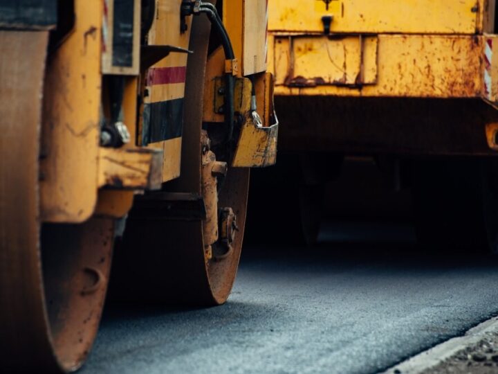 Czyżew zyskał nową drogę i plac zabaw – mieszkańcy świętują udane inwestycje