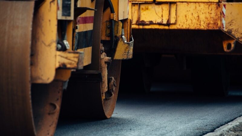 Czyżew zyskał nową drogę i plac zabaw – mieszkańcy świętują udane inwestycje