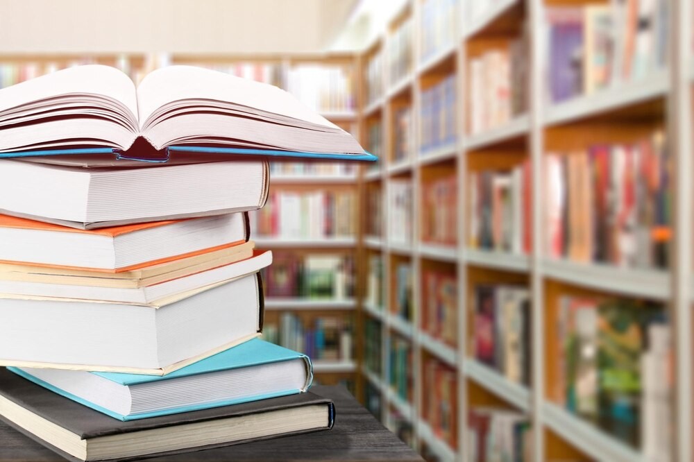 Dzieci odkrywają magię biblioteki: pierwsza wizyta pełna książek i kreatywności