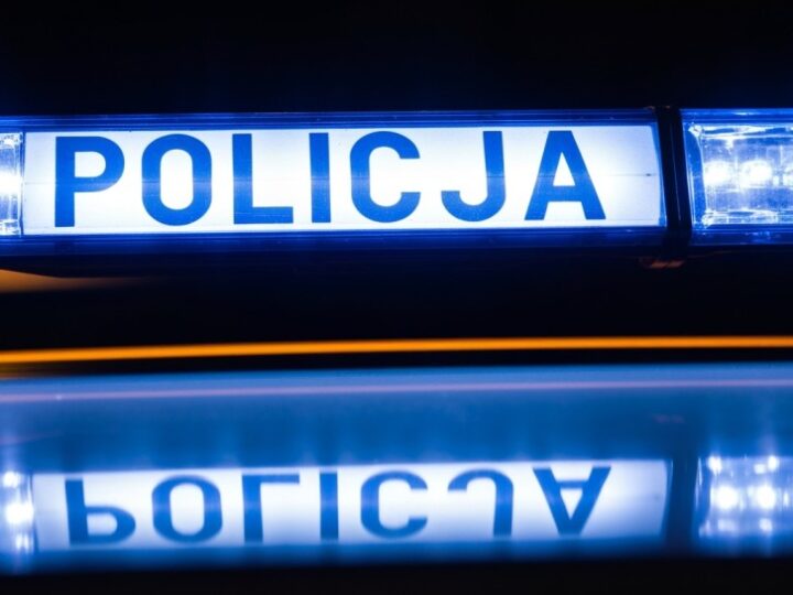 Policja w Koninie odnajduje zaginionego 89-latka i zatrzymuje poszukiwanych