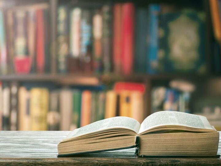 Ałbena Grabowska w Koninie – spotkanie z autorką bestsellerów i tajemnic literackich