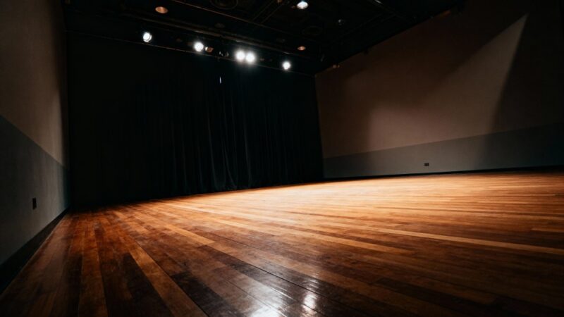 Zimowe ferie w Kleczewie: kreatywne warsztaty i teatr dla najmłodszych!