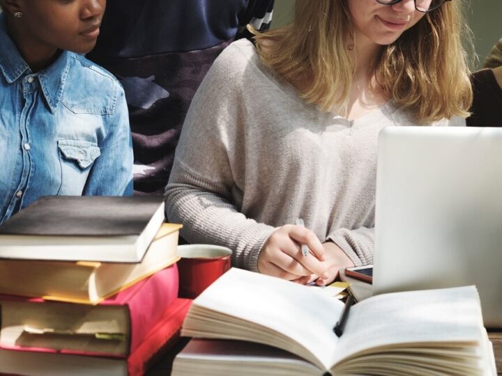 Pilates dla seniorów: lepsza postawa, samopoczucie i energia!