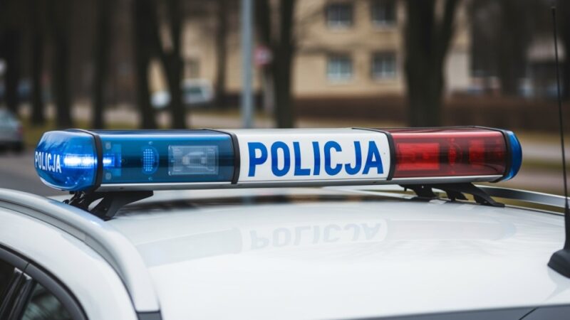 Uroczyste odsłonięcie tablicy pamięci dla poległych policjantów w Wielkopolsce