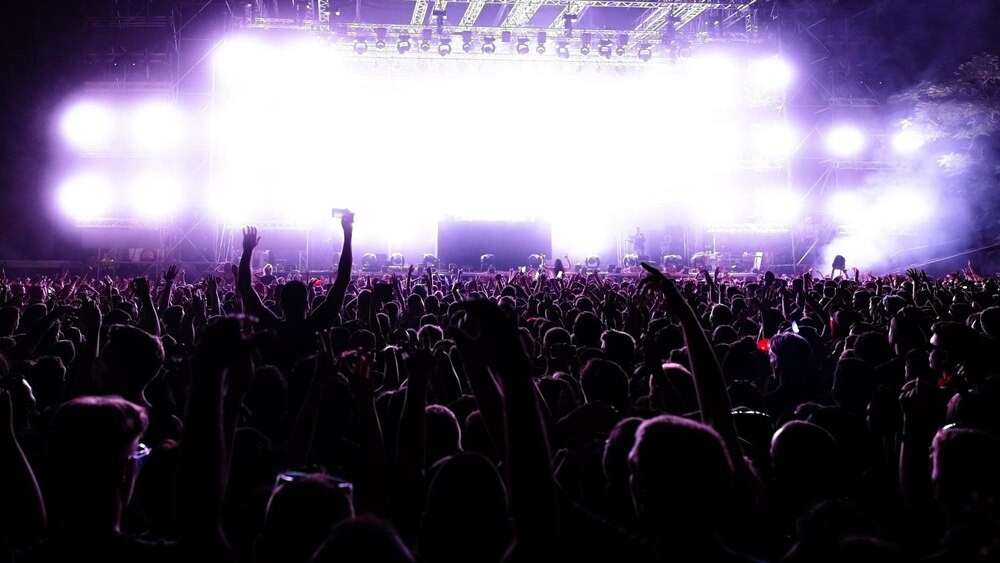 Odkryj magiczne dźwięki handpanu na Thymele!