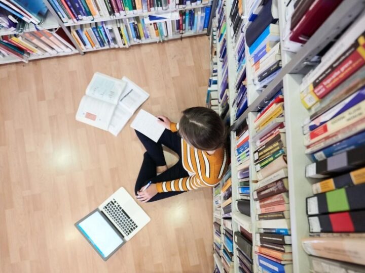 Młodzi w Rychwale uczą się krytycznego myślenia i walki z dezinformacją
