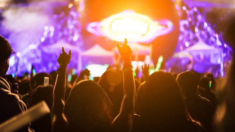 Muzyczne przygody w Epicentrum Kultury: dzieci tworzą instrumenty i tańczą radośnie
