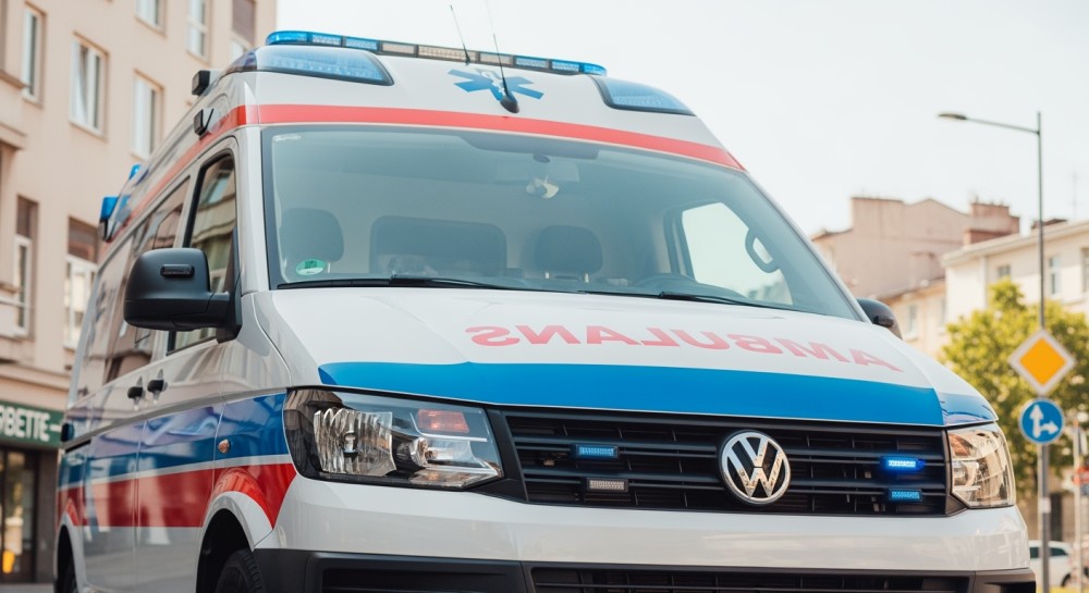 Bezpieczne żniwa: Policja i strażacy w akcji w Koninie