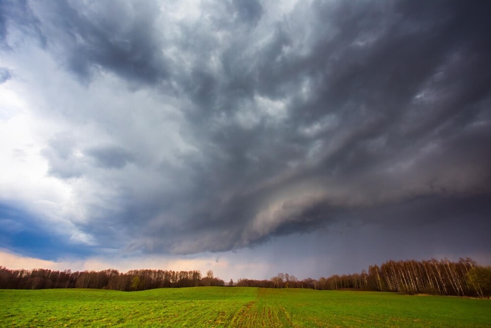 Ostrzeżenia meteorologiczne: ekstremalne upały i burze nadchodzą!
