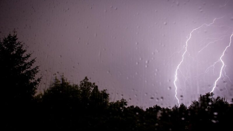 Ekstremalne upały nadchodzą: sprawdź, jak się przygotować!