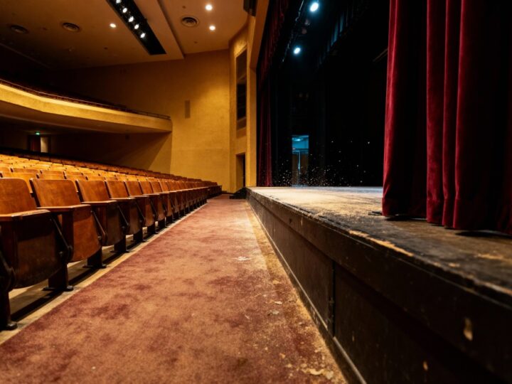 Teatr Porywacze Ciał oczarowuje Oskard z „Johatsu”