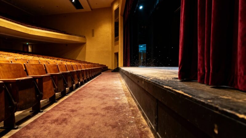 Teatr Porywacze Ciał oczarowuje Oskard z „Johatsu”