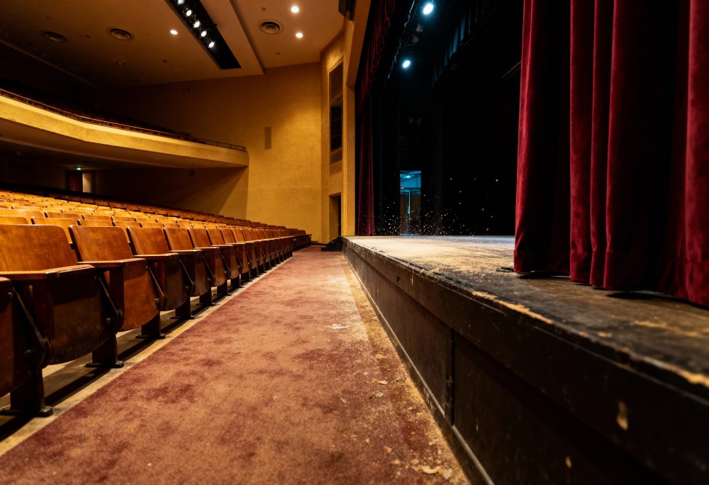Teatr Porywacze Ciał oczarowuje Oskard z „Johatsu”